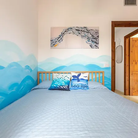 Holiday home Azure By Barbarhouse